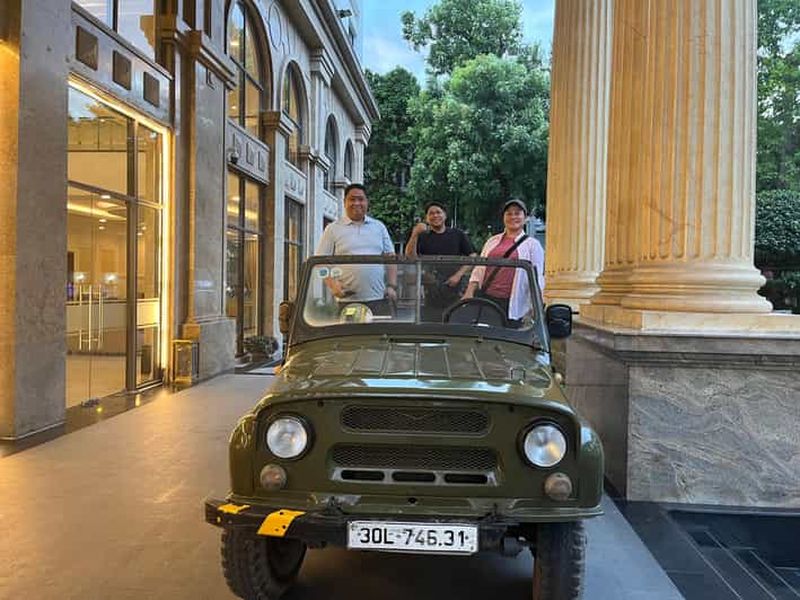 Billet Hanoï : visite guidée des temps forts de la ville en Jeep vintage