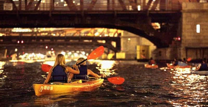Billet Chicago : visite nocturne en kayak sur les traces des fantômes et des gangsters