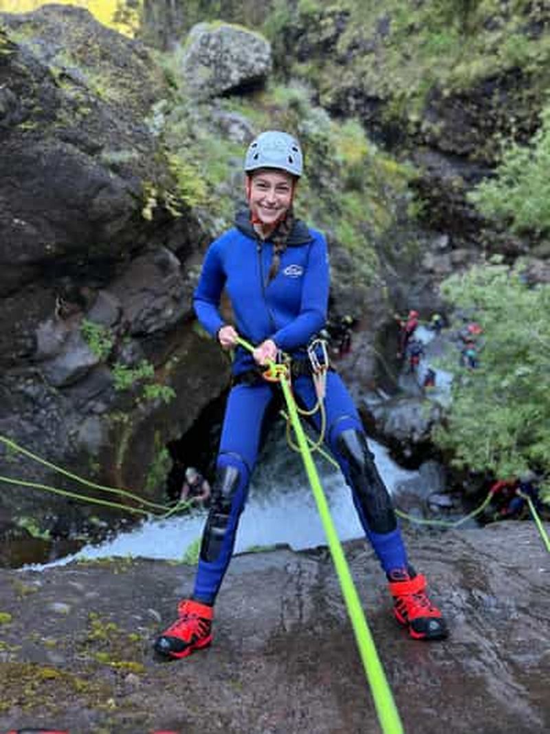 Billet Canyoning à Madère pour débutants Vallée des Nonnes Niveau 2