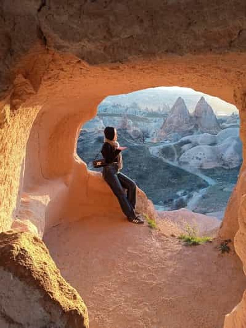 Billet Cappadoce : Randonnée dans la vallée des roses au coucher du soleil