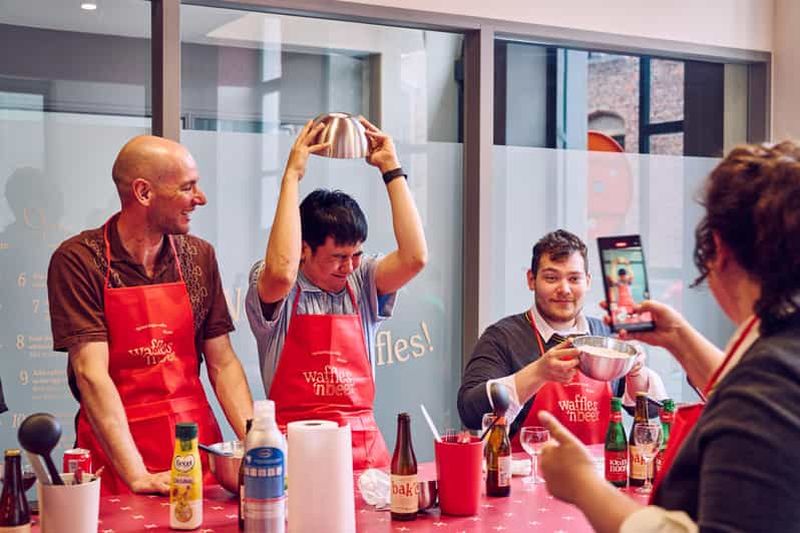 Billet Gand : Atelier de fabrication de gaufres belges avec dégustation de bière