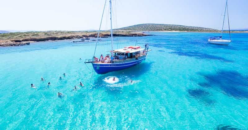 Billet Au départ de Paros : Croisière de baignade d'une journée à Antiparos et Despotiko