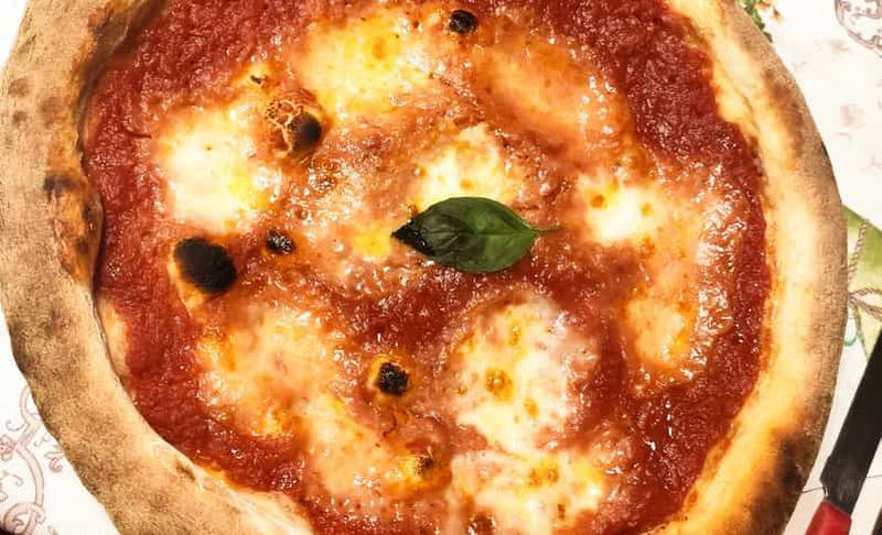 Billet Catane : Cours de cuisine de pizza