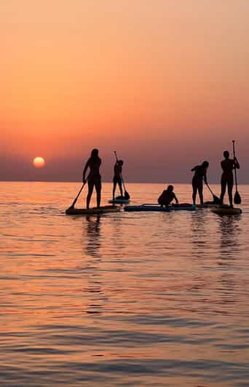 Billet Malte : Paddleboard et SUP Yoga au coucher du soleil dans la baie de Gnejna