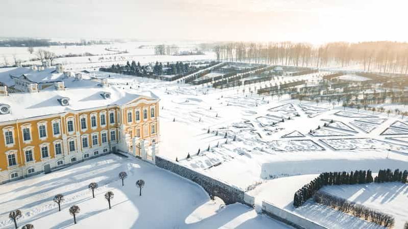 Billet Riga : colline des Croix, palais de Rundale et château de Bauska