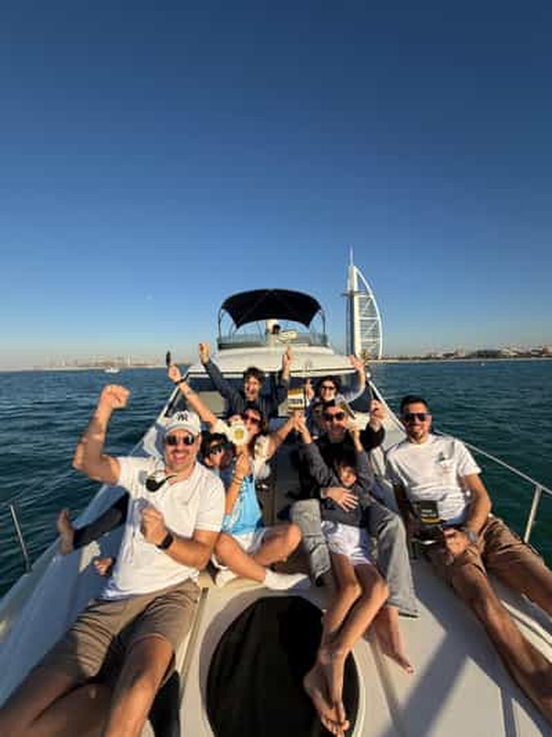 Billet Dubaï : excursion de luxe en yacht privé à Palm Jumeirah