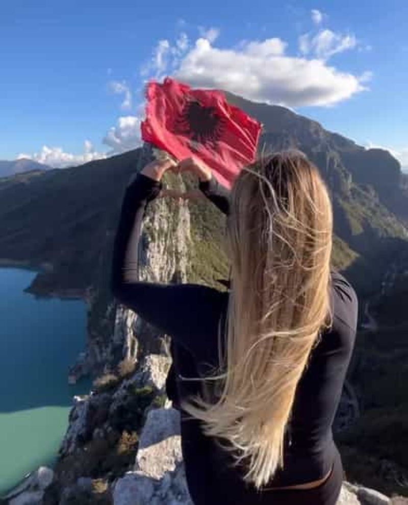 Billet Durres/Golem/Qerret : visite du lac Bovilla avec randonnée et guide