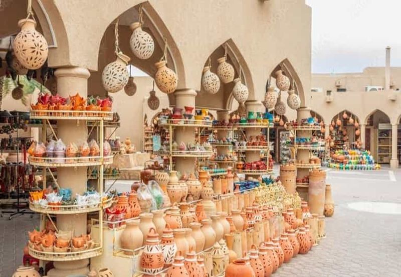 Billet Châteaux, argile et culture : une journée à Nizwa et Bahla