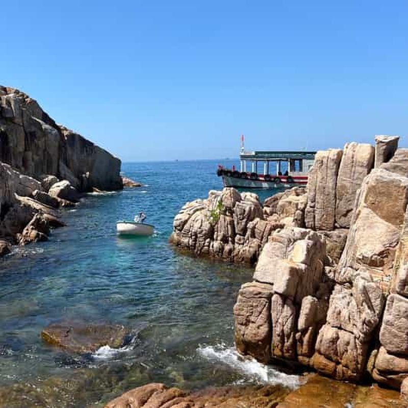 Billet Hô Chi Minh-Ville : trek et plongée sur l'île de Ninh