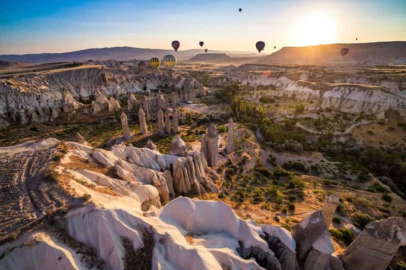 Billet Cappadoce et montgolfière au lever du soleil depuis Antalya (2 jours)