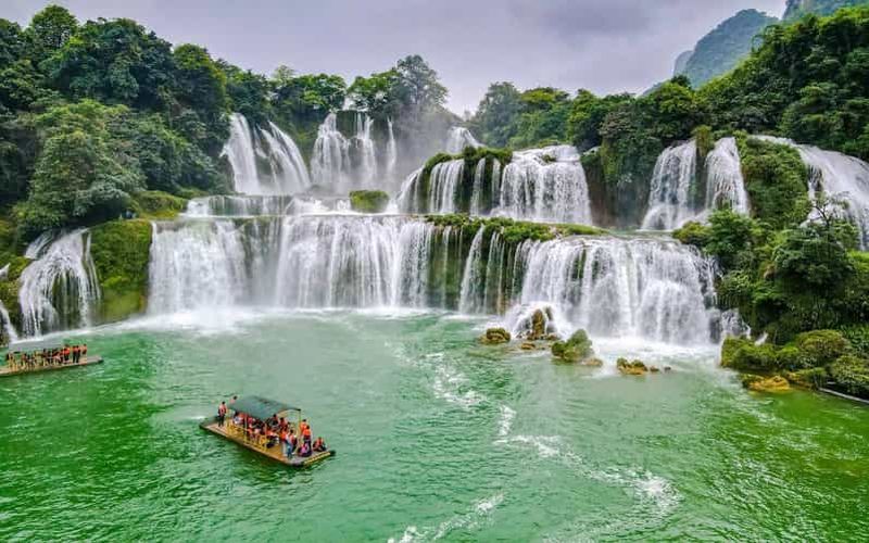 Billet Cao Bang 2 jours 2 nuits : explorez la cascade de Ban Gioc et le lac Ba Be