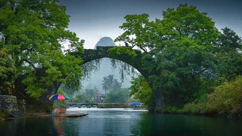 Billet Yangshuo : visite d'une journée, rafting sur la rivière Yulong et vélo au pic Ruyi