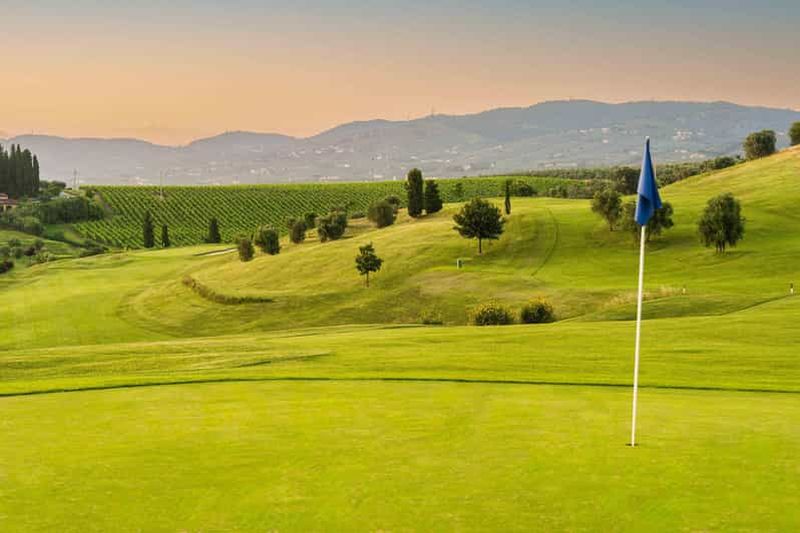 Billet Toscane : demi-journée de golf en Toscane