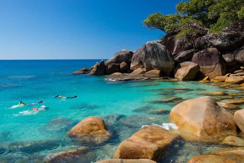 Billet Cairns : ferry pour Fitzroy Island avec déjeuner et activité en option