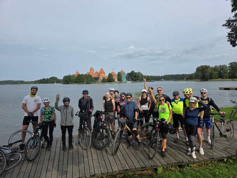 Billet Vilnius : Visite autonome à vélo de Trakai avec billets de train