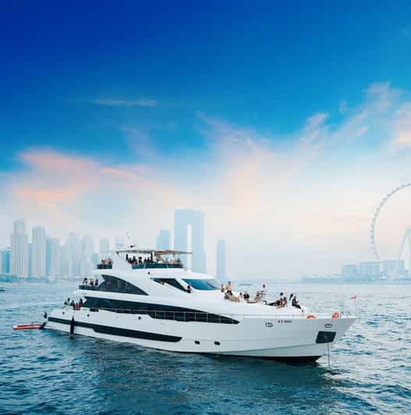 Billet Dubaï : excursion en superyacht de luxe avec DJ, baignade et open bar