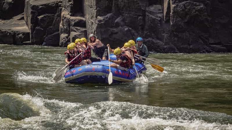 Billet Visite d'une jounée de rafting en eaux vives