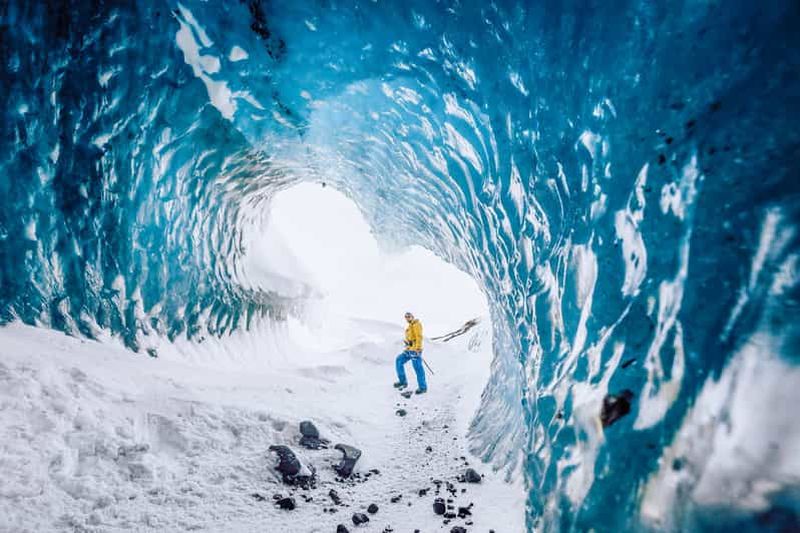 Billet Skaftafell : visite de la grotte de glace et randonnée glaciaire