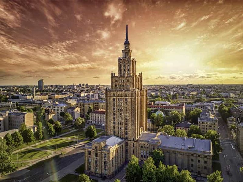 Billet Visite guidée du marché central de Riga avec vue sur l'Académie des sciences