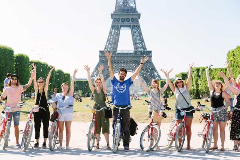 Billet Tour de Paris à vélo : Tour Eiffel, Place de la Concorde et plus encore