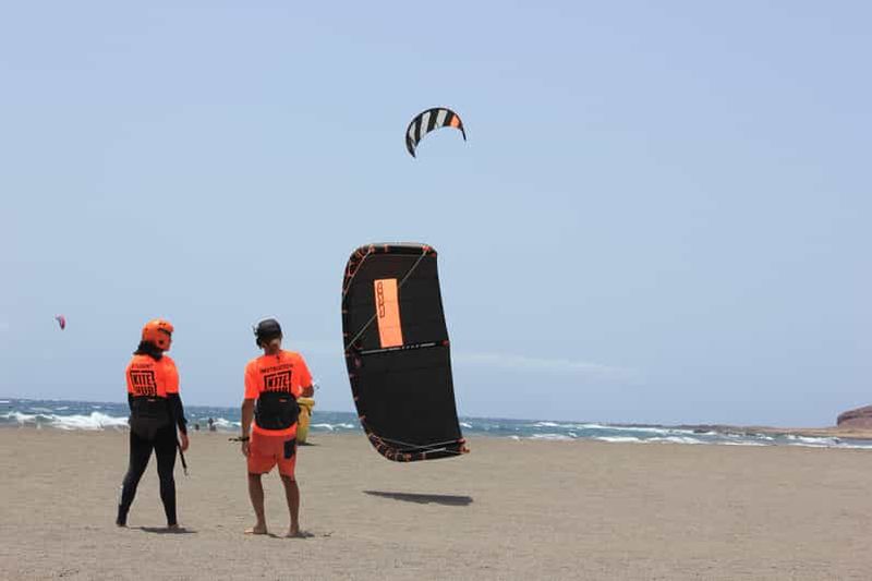 Billet Ténérife : leçon privée de kitesurf avec moniteur