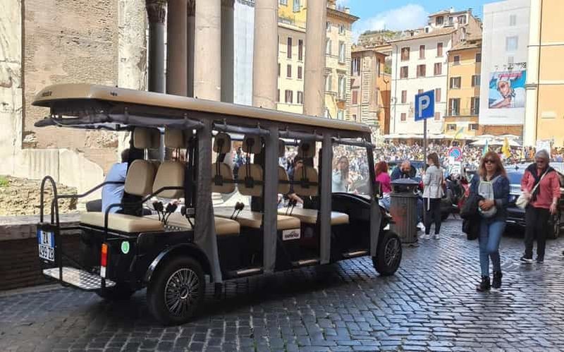 Billet Rome : visite de nuit de la ville en voiturette de golf (option privée)