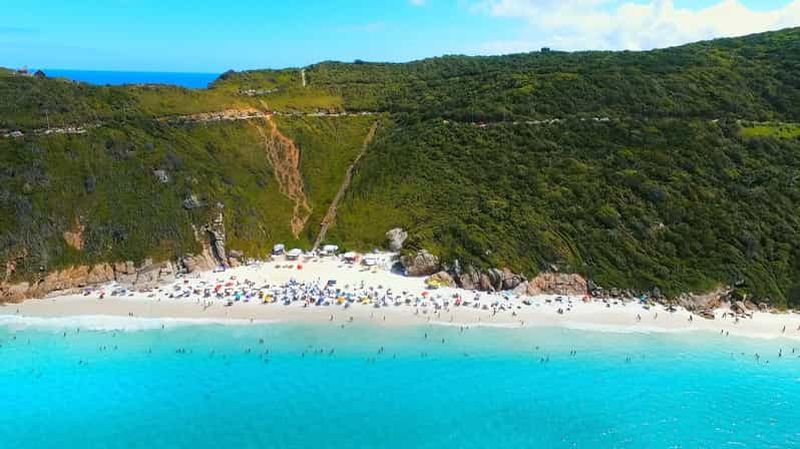 Billet Depuis Rio de Janeiro : excursion en bateau à Arraial do Cabo avec déjeuner