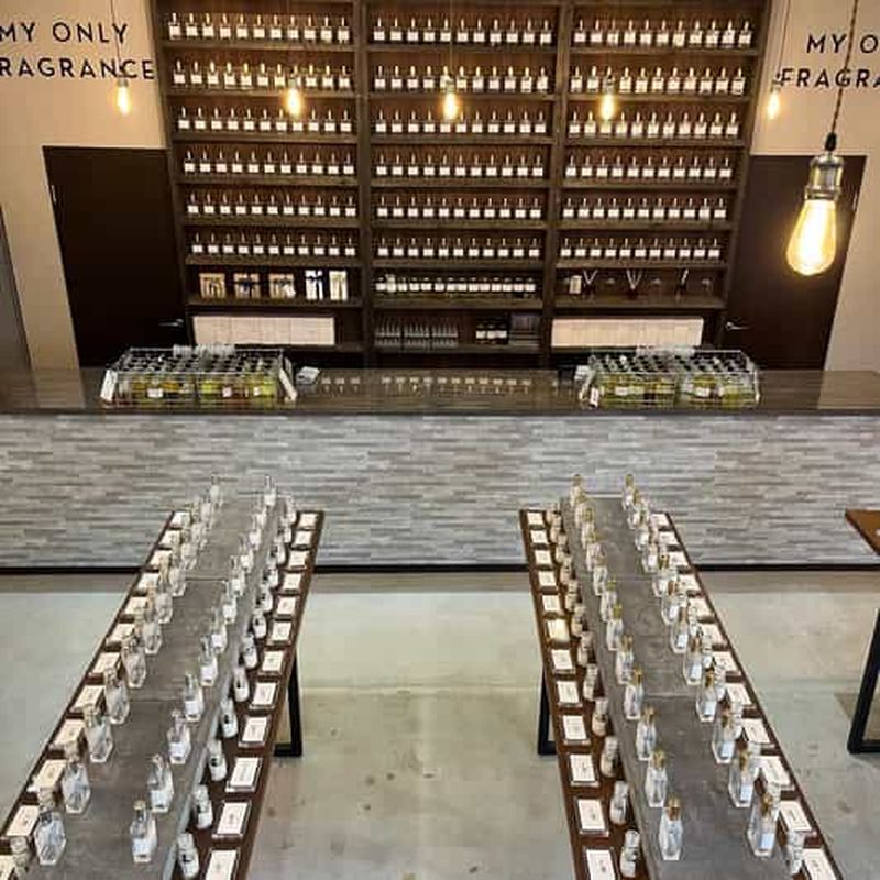 Billet NAGOYA : Atelier de création de parfum personnalisé