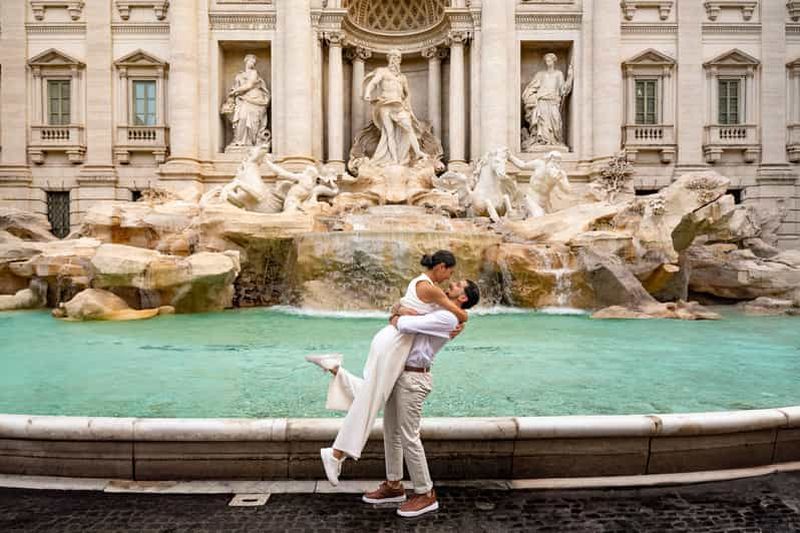 Billet Rome : séance photo à la fontaine de Trevi - Privée et personnalisée