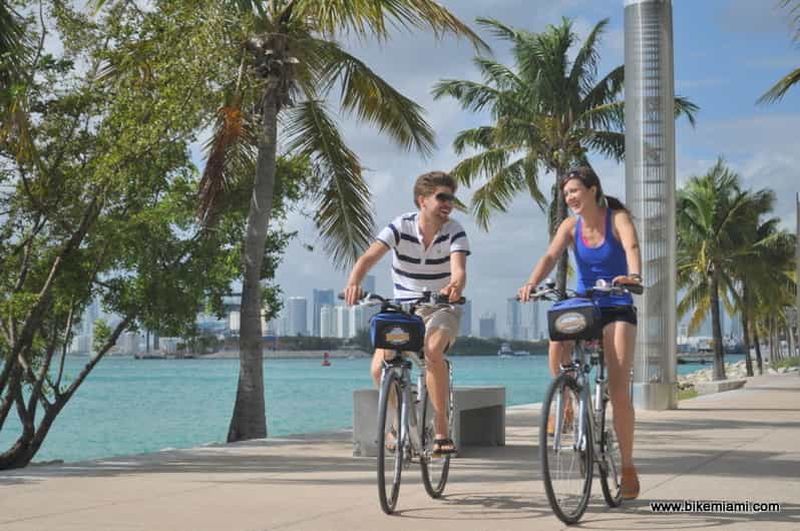 Billet Miami : 2 heures d'excursion à vélo à la découverte de l'Art déco