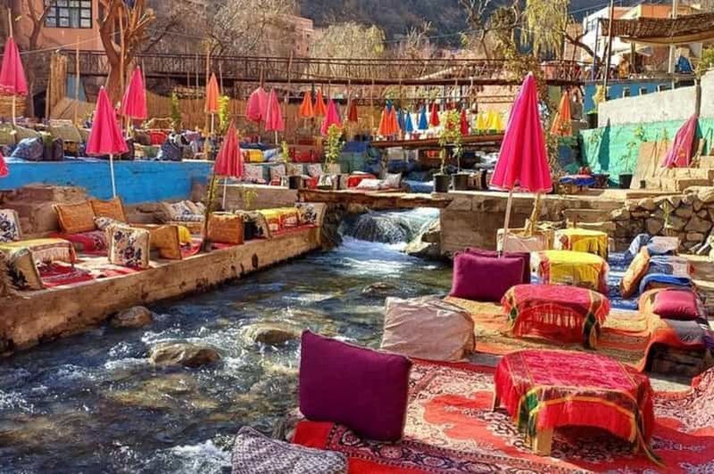 Billet Marrakech : excursion dans la vallée de l'Ourika avec randonnée aux cascades et déjeuner