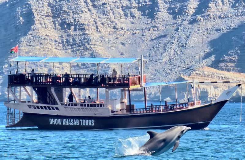 Billet Khasab : Croisière en boutre avec déjeuner, observation des dauphins et plongée en apnée