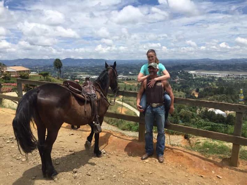 Billet Bogota : Randonnée à cheval dans la nature