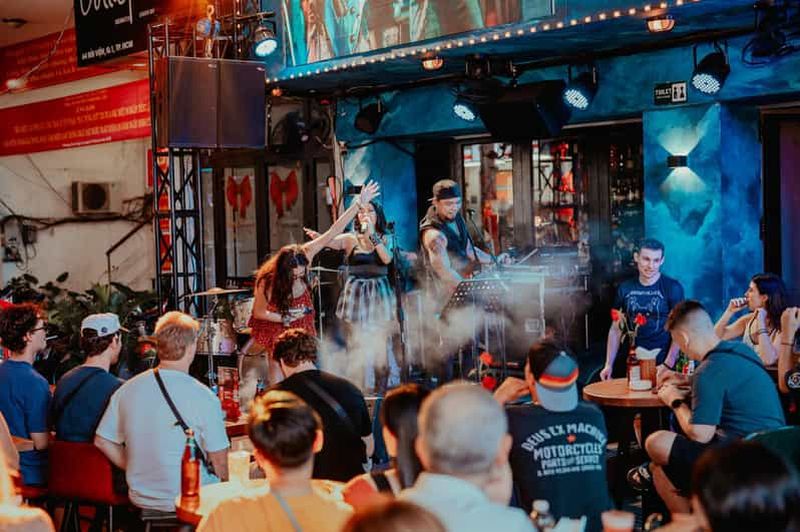 Billet Saigon After Dark : tournée des bars et soirée festive