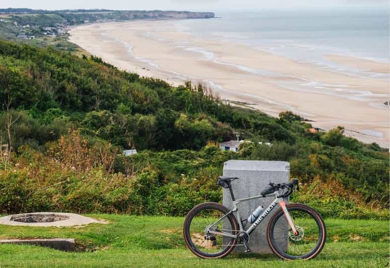 Billet Arromanches-Les-Bains: balade à vélo au «Port Winston»