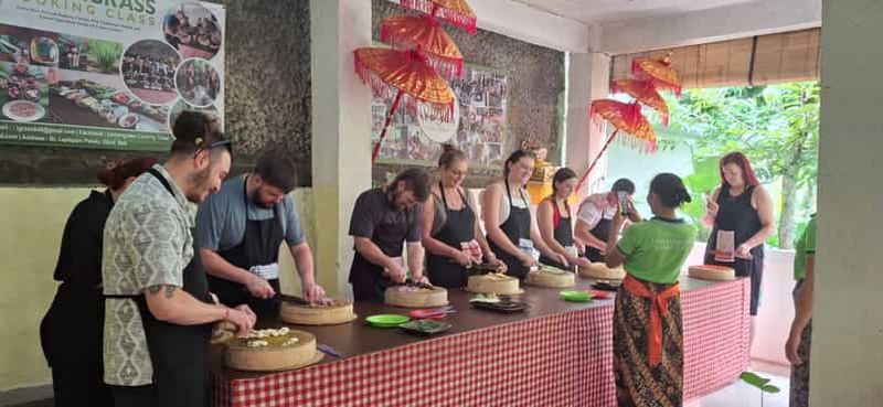 Billet Ubud : cours de cuisine balinaise, visite des rizières et du marché