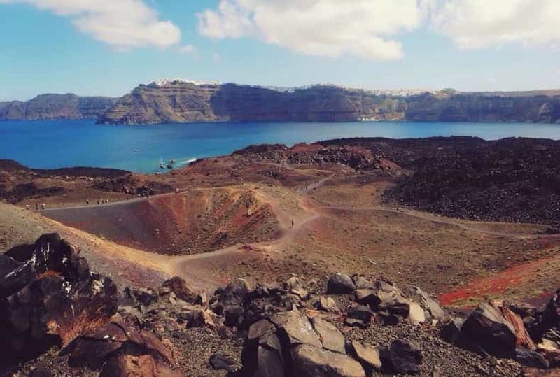 Billet Depuis le vieux port : excursion en bateau vers les îles volcaniques et visite des sources chaudes
