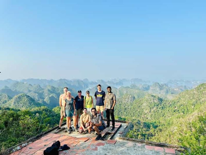Billet Trek dans le parc national de l'île de Cat Ba et kayak dans la baie de Lan Ha