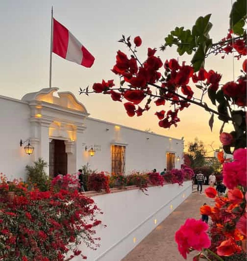 Billet Explorez Lima depuis Callao : visite de Miraflores, Barranco et du musée Larco