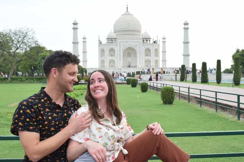 Billet Au départ de Delhi : visite privée du Taj Mahal et du Fort d'Agra au lever du soleil