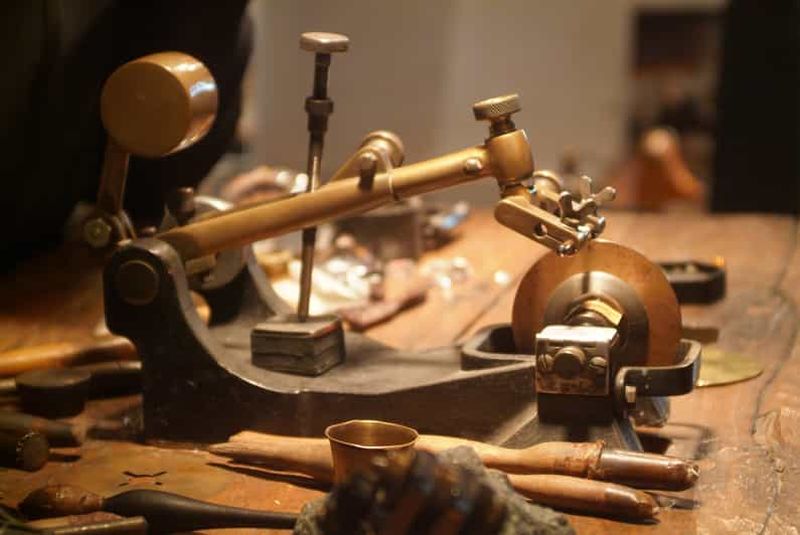 Billet Bruges : billet pour le musée du diamant avec démonstration de polissage