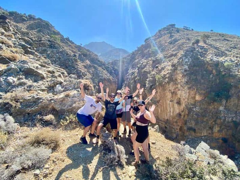 Billet Crète : randonnée guidée dans le canyon de Kavousi et baignade