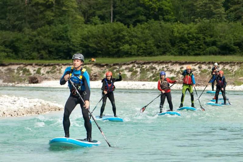 Billet Stand-up Paddle Board en eaux vives de Soča : Aventure en petit groupe
