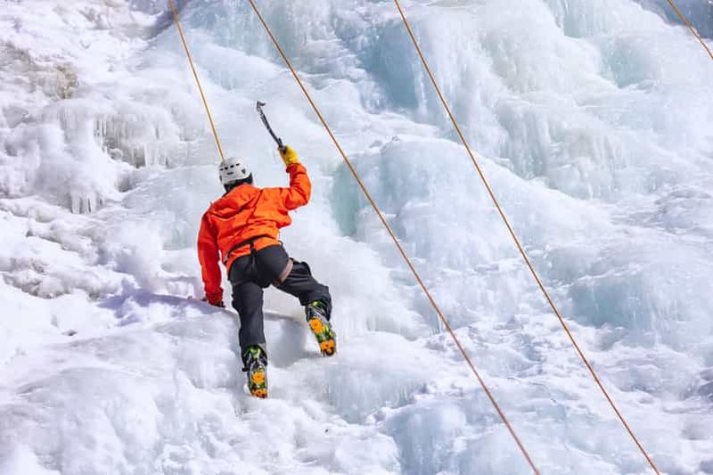 Billet Initiation à l'escalade sur glace à Mont-Tremblant