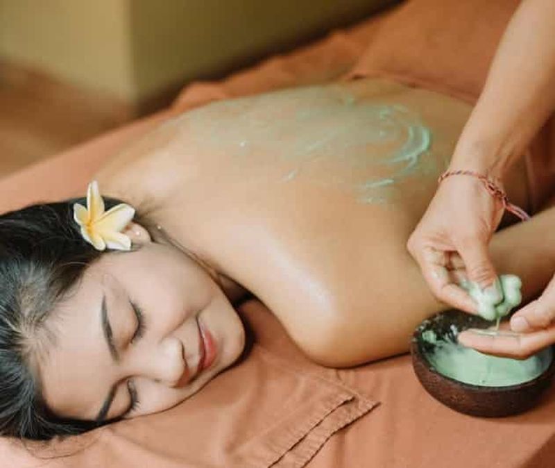 Billet Bali : Spa romantique de la baie de Jimbaran et dîner de fruits de mer au coucher du soleil