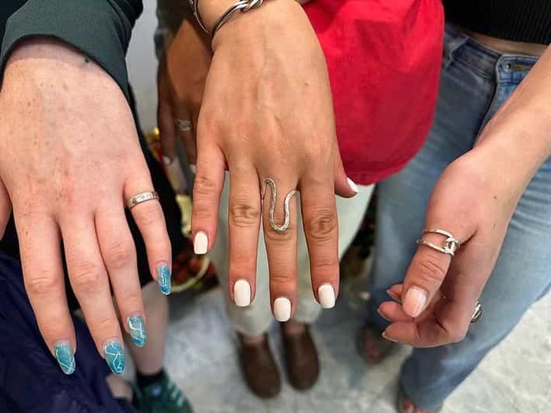 Billet Vietnam : Atelier de fabrication de bijoux en argent à Hanoi