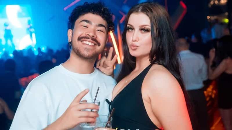 Billet Tournée des bars à Chiang Mai : 4 établissements, buffet de bière et entrée VIP