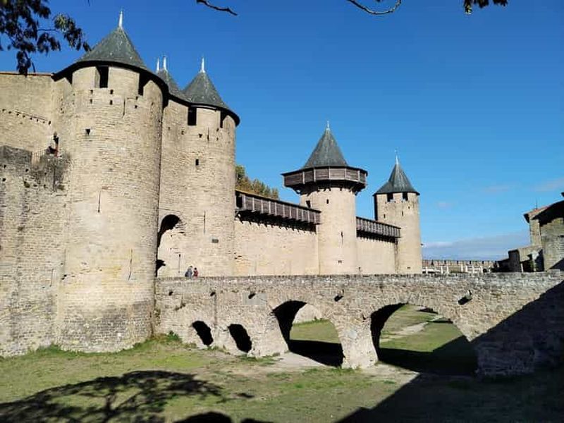 Billet Carcassonne : Visite guidée privée de la forteresse médiévale