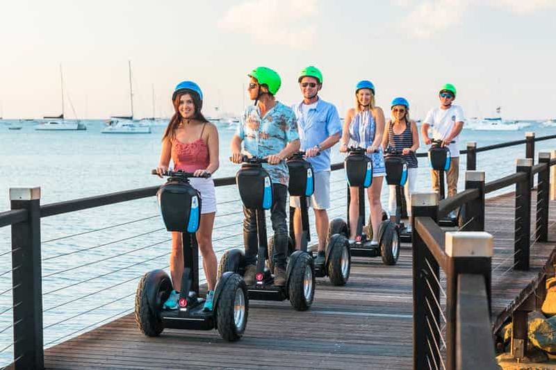 Billet Airlie Beach : Visite en Segway de 3 heures au coucher du soleil avec dîner