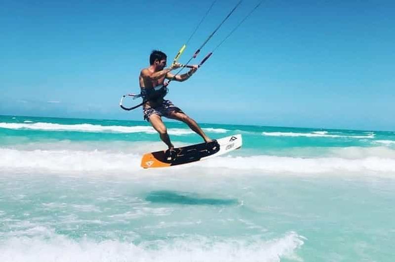 Billet Holbox : Cours privé de kitesurf (3 heures)